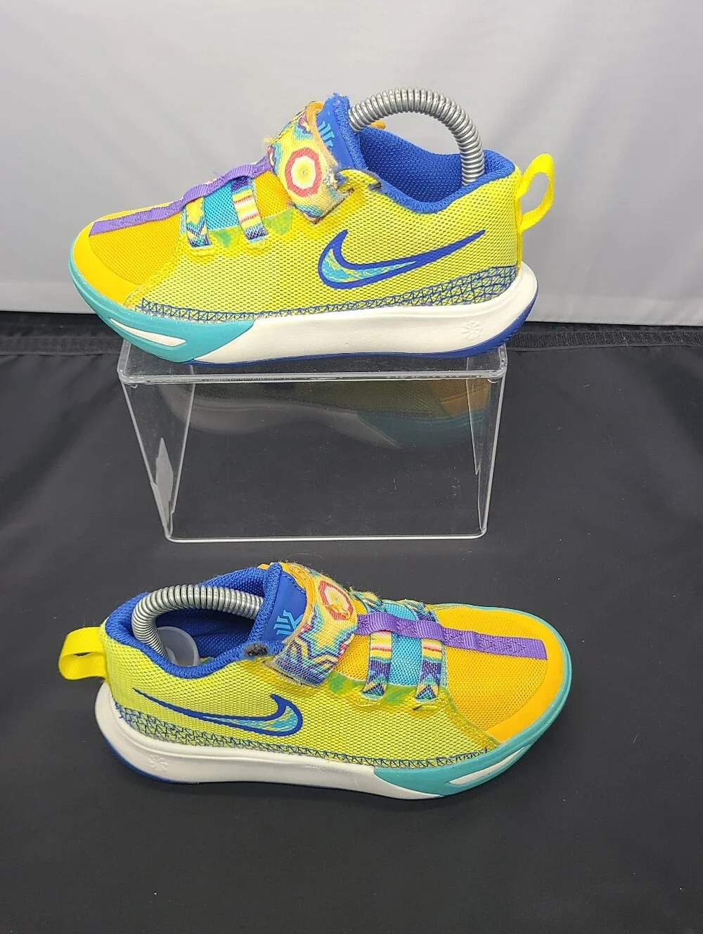Nike Kyrie Flytrap VI 6 Limited Edition Shoes Yellow Spongebob- kids size 13C